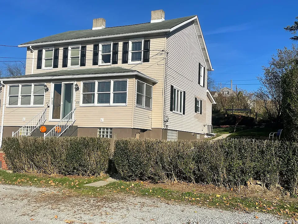 573 Steel Ave