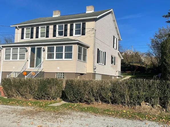 573 Steel Ave, Hannastown, PA 15635
