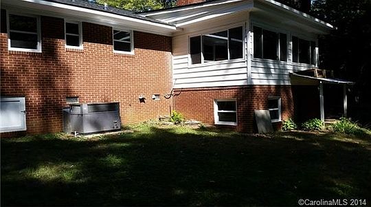4th image of 9400 Elvis Dr