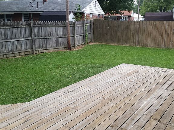 5th image of 517 Amor Pl