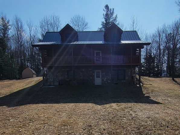 939 Kaypat Dr, Hope, MI 48628