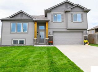 8210 S 191st St, Omaha, NE 68136