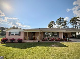 396 Douglas Hwy, Hazlehurst, GA 31539