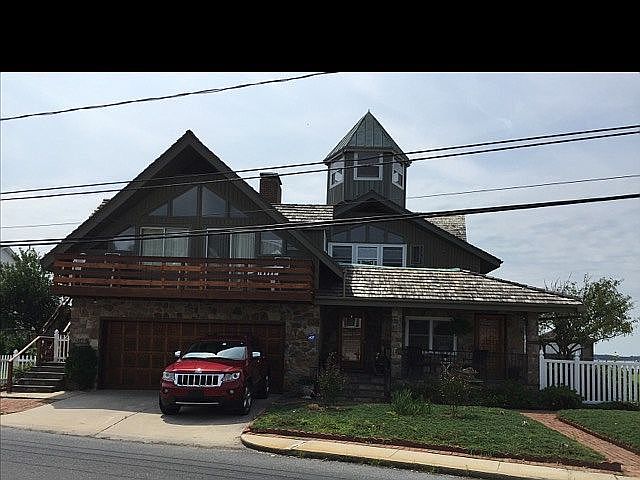 2nd image of 32548 River Rd