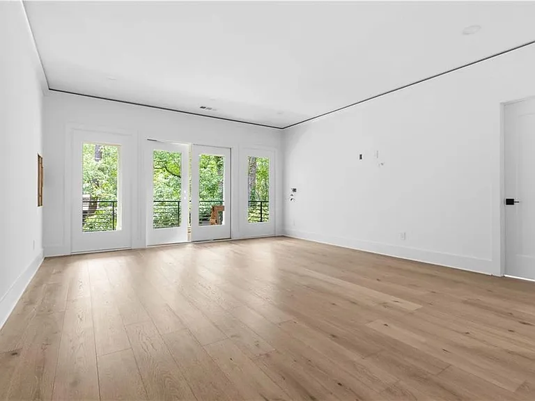 3196 Towerview Dr NE — Photo 44