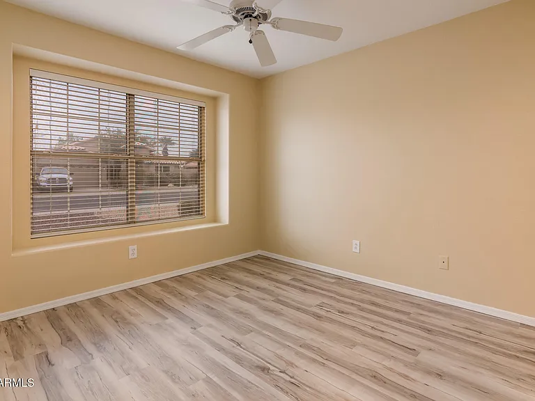 12566 W Palm Ln — Photo 14