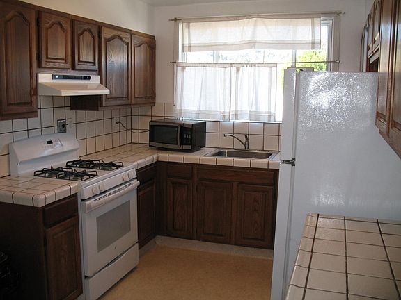 2nd image of 124 Sherwood Way