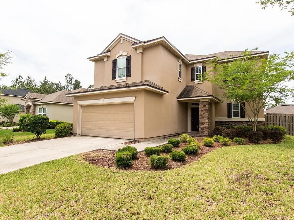 11384 Emilys Crossing Ct