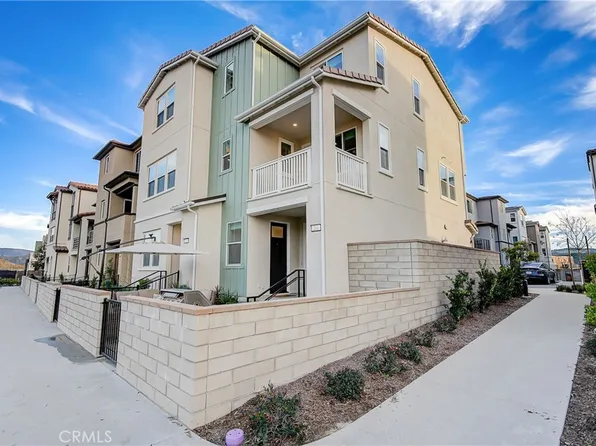 201 Gallop Ct, Rancho Mission Viejo, CA 92694