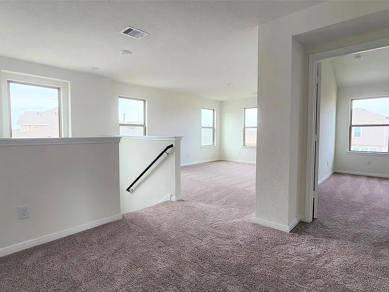 1235 Bryman Dr — Photo 10