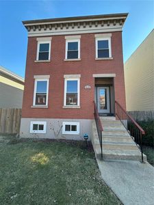 4230 Norfolk Ave, Saint Louis, MO, 63110