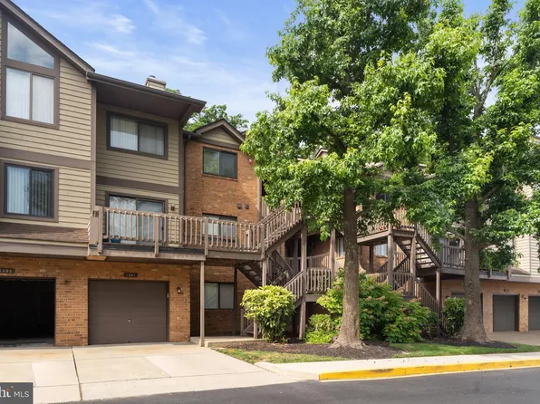 1303 Augusta Cir, Mount Laurel, NJ 08054