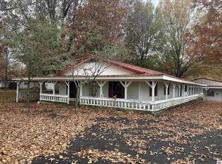 495 S Sutton Ln, Mayfield, KY 42066