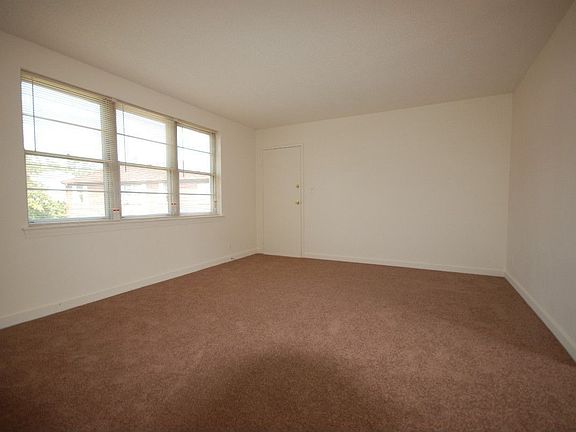2nd image of 29 Court Dr