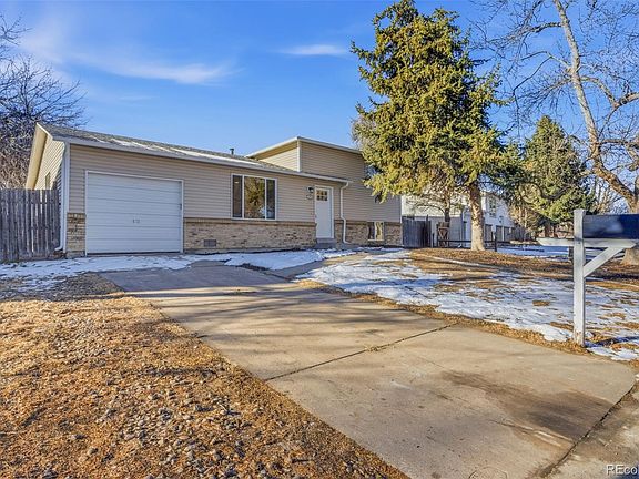 2nd image of 15636 E Floyd Avenue