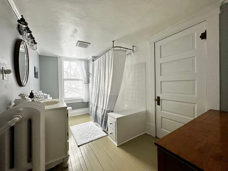 610 Jefferson St — Photo 37