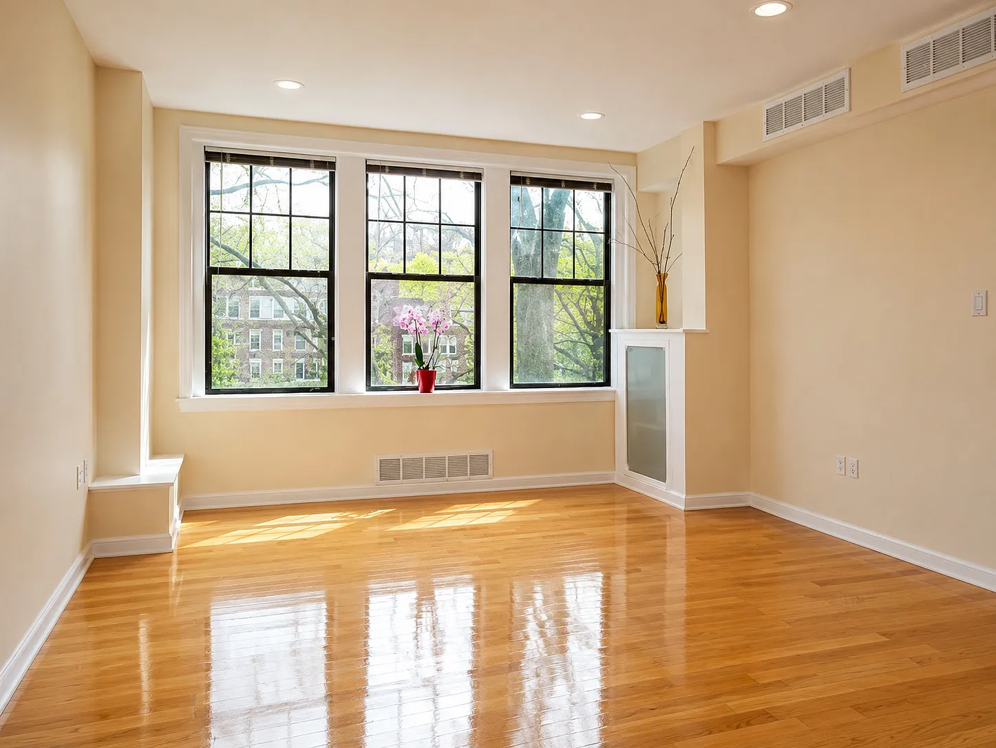 1 bed, $3,000 — Photo 2