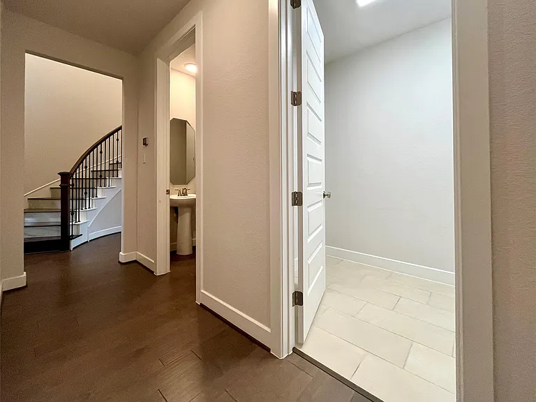 23707 Montclair Forest Trl — Photo 23