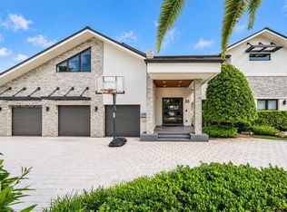 33 Pelican Dr, Fort Lauderdale, FL 33301