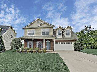 1525 Barnsley Dr, Murfreesboro, TN 37128