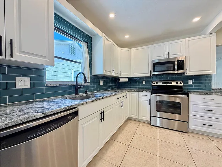 4628 Dr Martin Luther King Jr St N — Photo 14