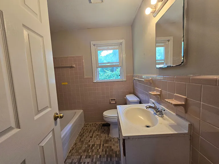 5206 Shagbark Rd — Photo 6