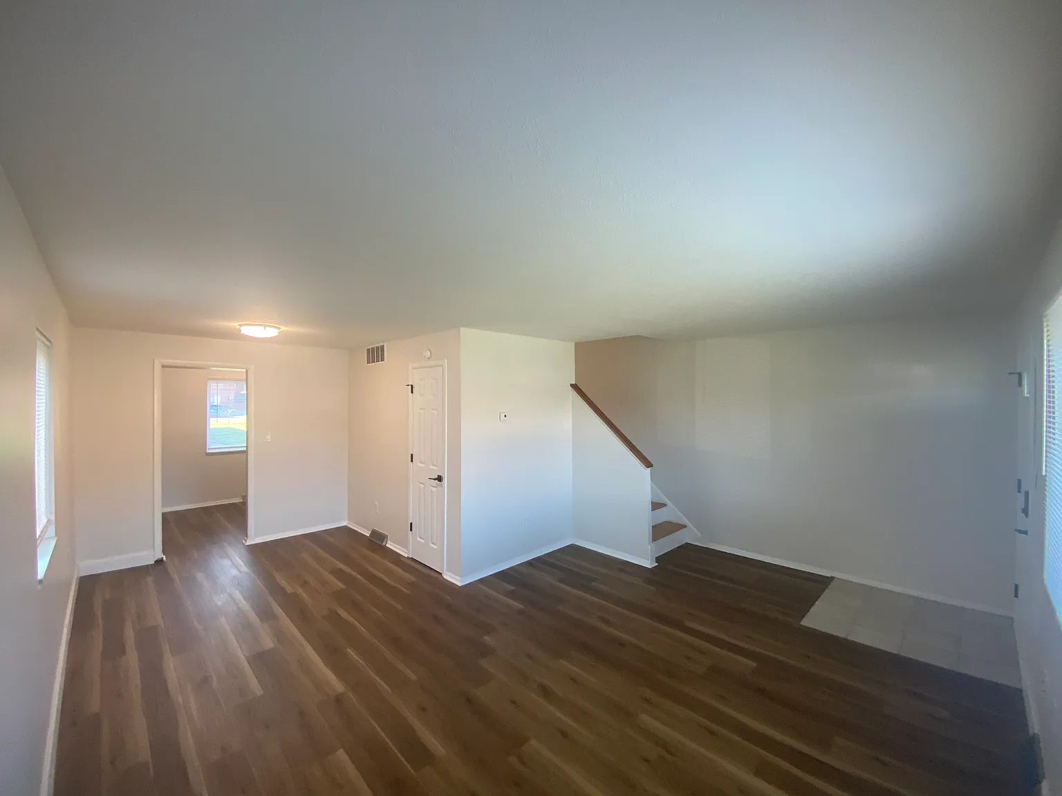 2 bed, 1116 sqft, $1,200 — Photo 4
