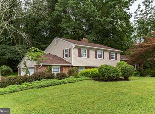 15 Longview Dr, Thornton, PA 19373