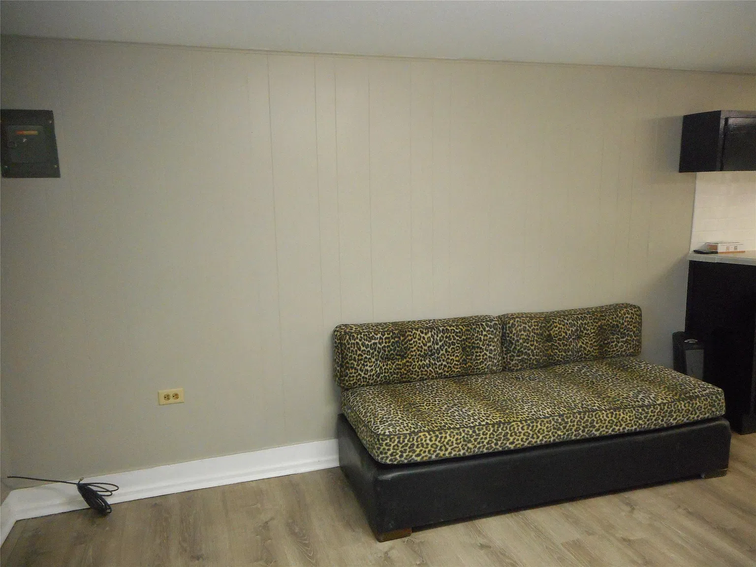 1 bed, 325 sqft, $975 — Photo 4
