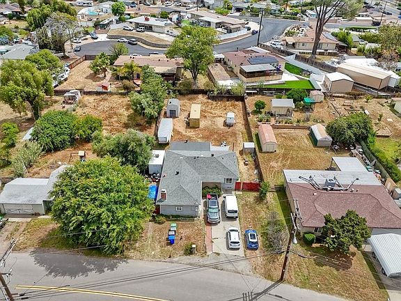 5th image of 9747 Lakeview Rd