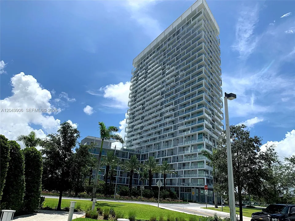 2000 W Metropica Way #1603