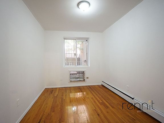 5th image of 451 Franklin Ave #1