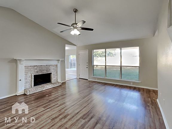 5th image of 705 Stonebrooke Dr