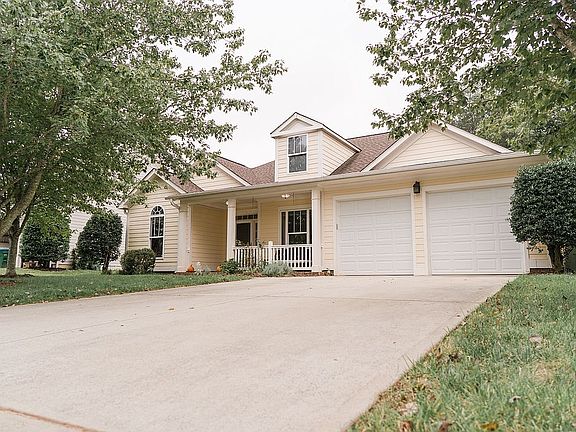 2nd image of 467 Walden Park Dr