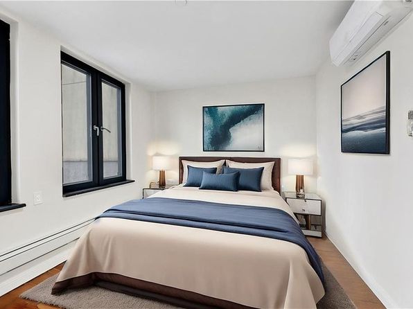 new-york-city-new-york-439603543 picture