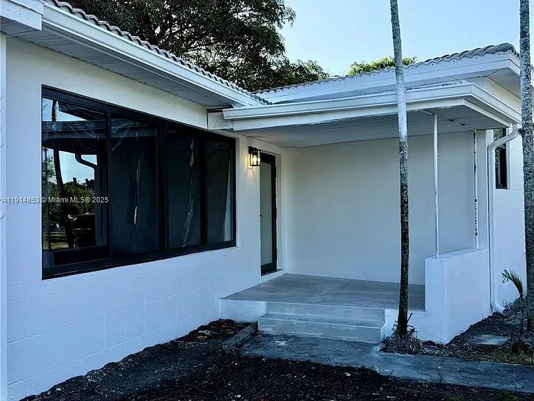 12615 N Miami Ave — Photo 7