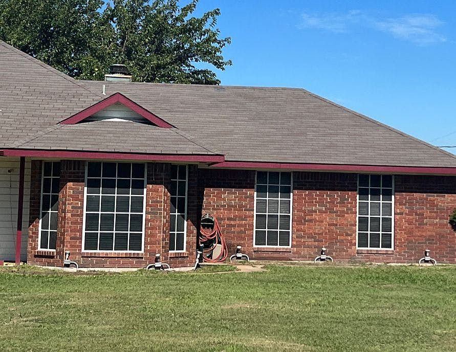 2nd image of 11625 Nicole Ln