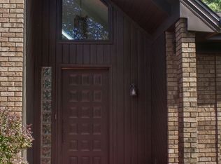 1 Sandpiper Ct, Buffalo, NY 14228