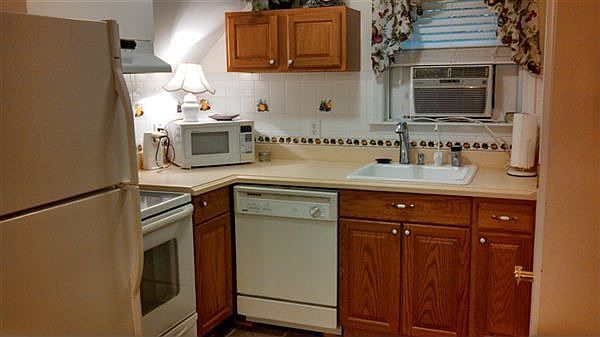 Small but full size kitchen