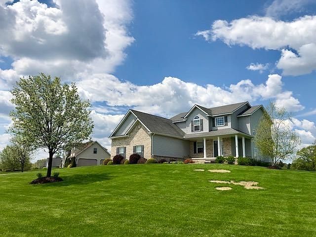 1st image of 3020 Fieldstone Dr