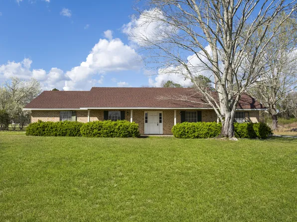 180 McPhail Rd, Hattiesburg, MS 39401