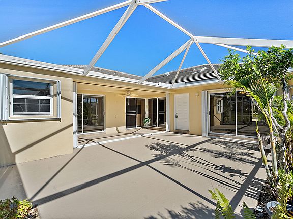3rd image of 1226 NW Sun Terrace Circle #D