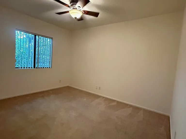 10481 Riverside Dr #10481 — Photo 24