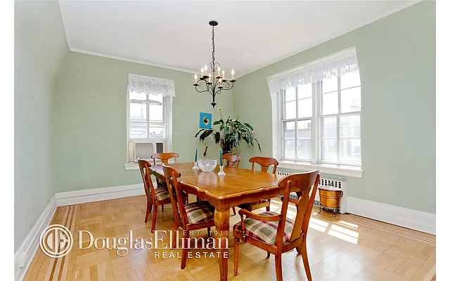 Sold by Douglas Elliman | media 21