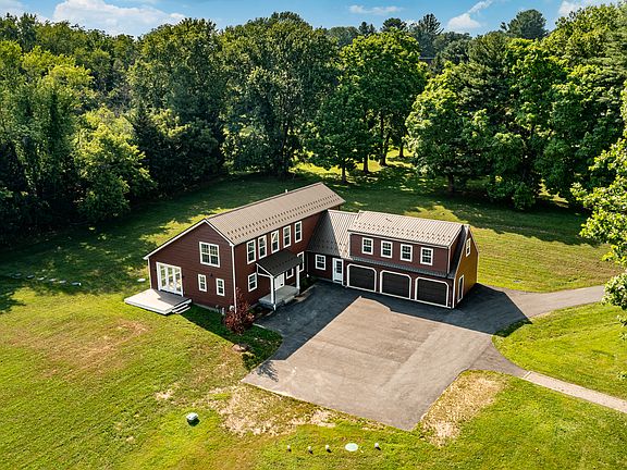 3rd image of 2069 Dutton Mill Rd