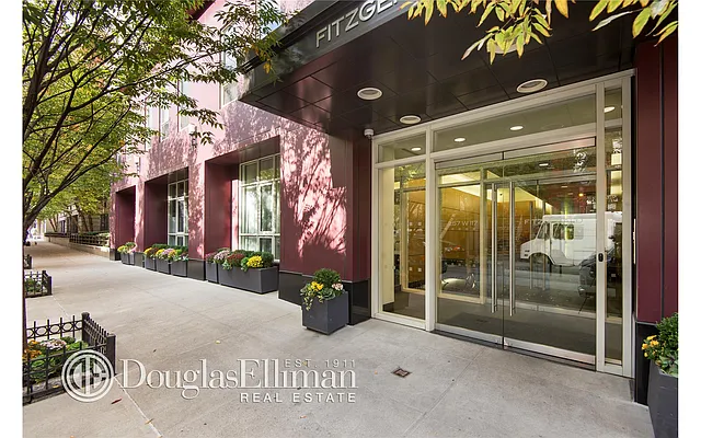 Rented by Douglas Elliman | media 31