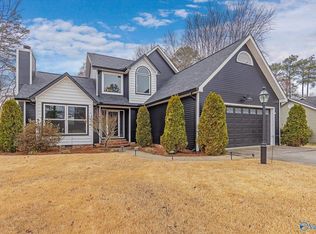 504 Mockingbird Ln, Albertville, AL 35950