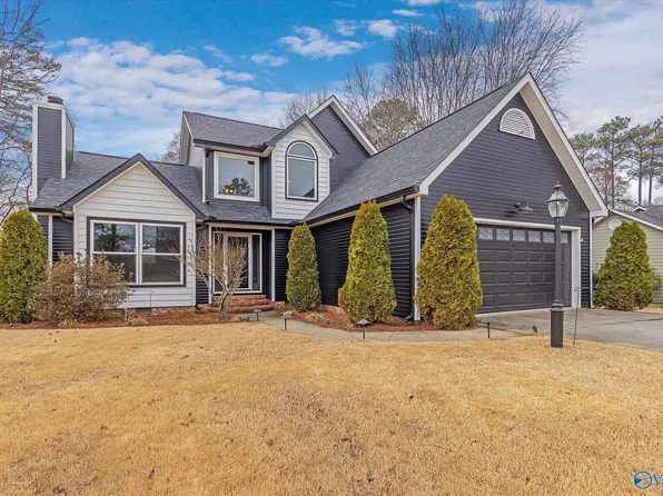 504 Mockingbird Ln, Albertville, AL 35950