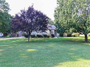 402 Clear Creek Dr, Texarkana, TX 75503