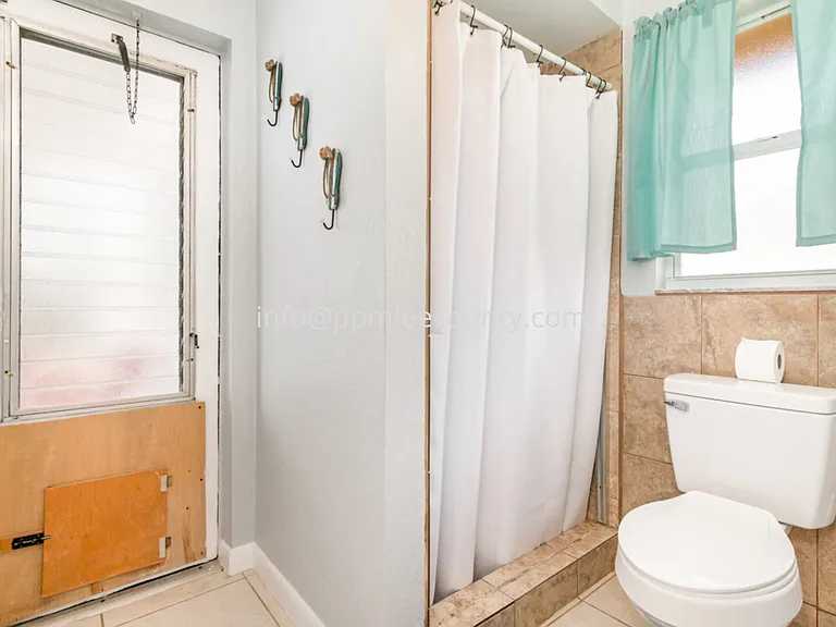 922 SE 25th Ln — Photo 15